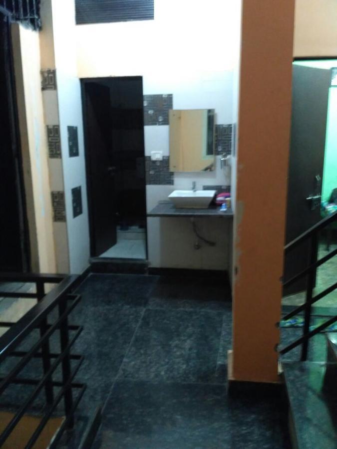 Hôtel Metro House à New Delhi Extérieur photo